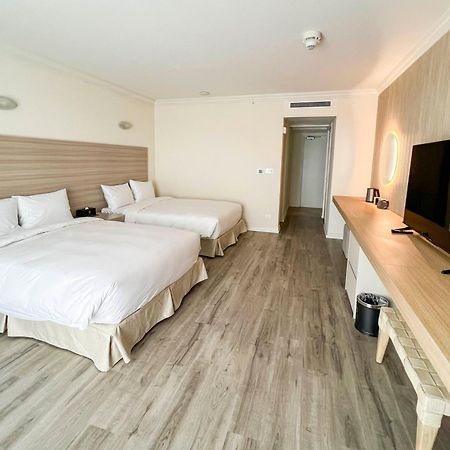 Finest Guam Golf And Resort Yigo ภายนอก รูปภาพ